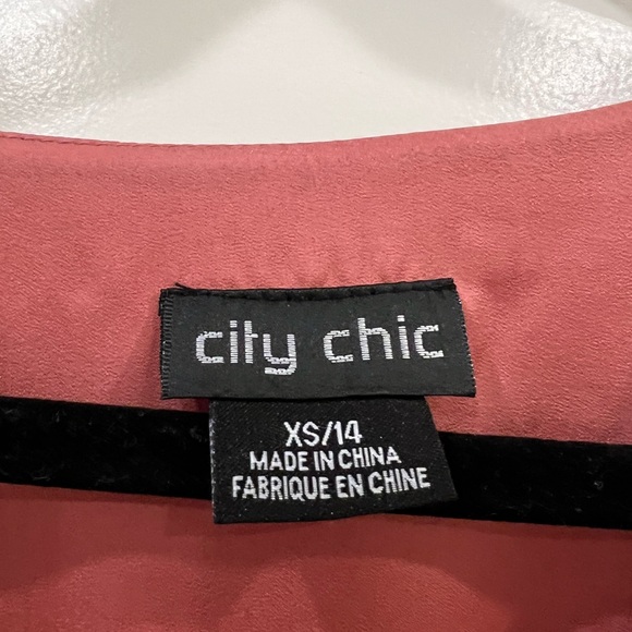 City Chic Satin dress - Rose - Picture 2 of 3